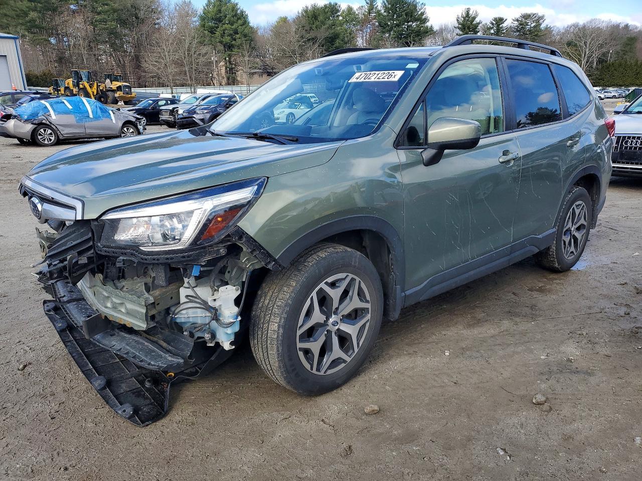 2019 Subaru Forester Premium - zdjęcie główne