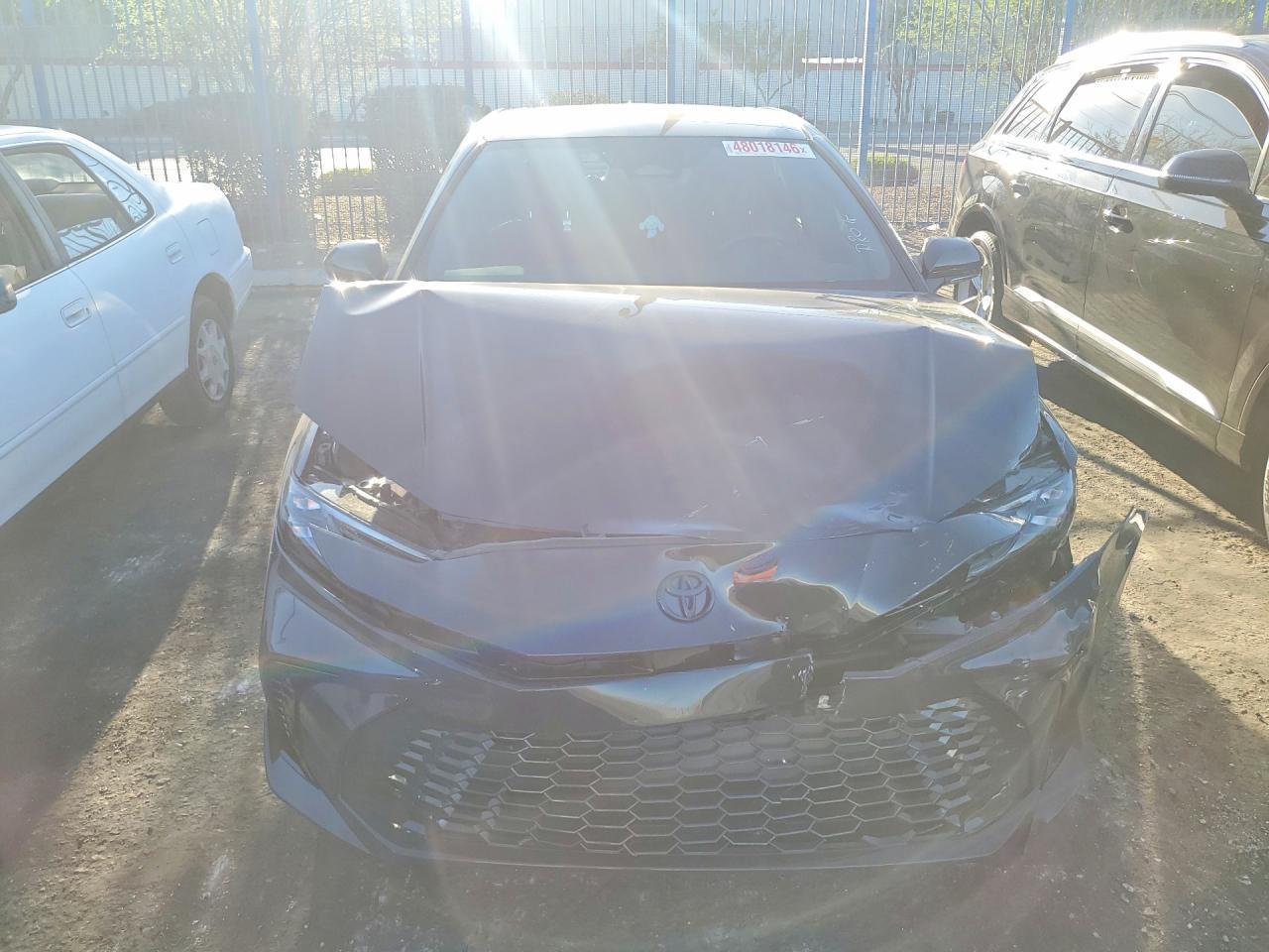 2026 Toyota Camry - zdjęcie 5