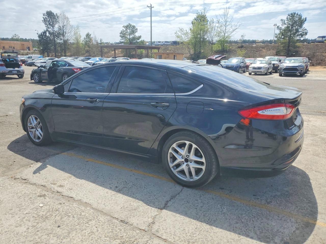 2016 Ford Fusion Se - zdjęcie 2