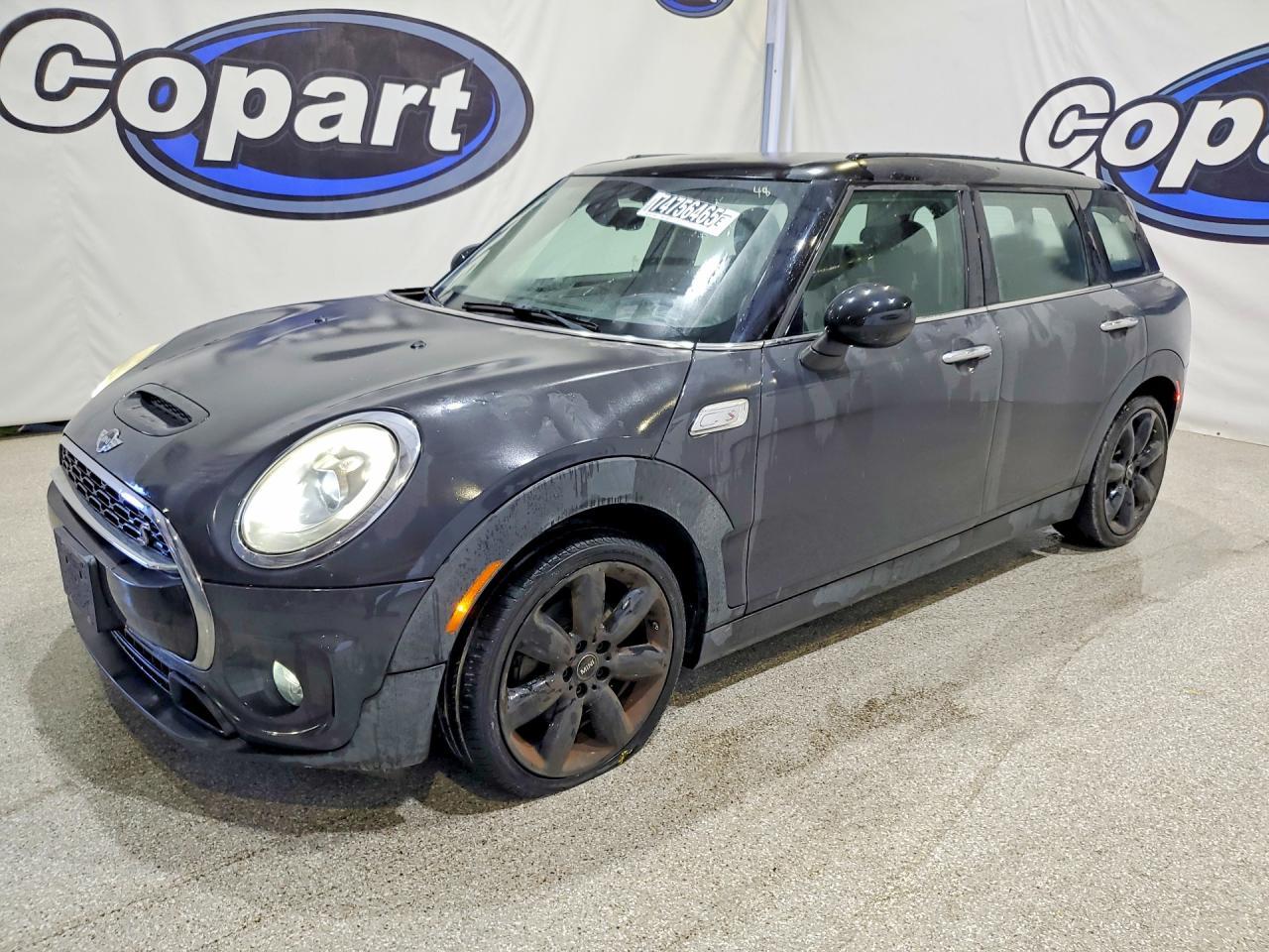 2017 Mini Cooper S Clubman - zdjęcie główne