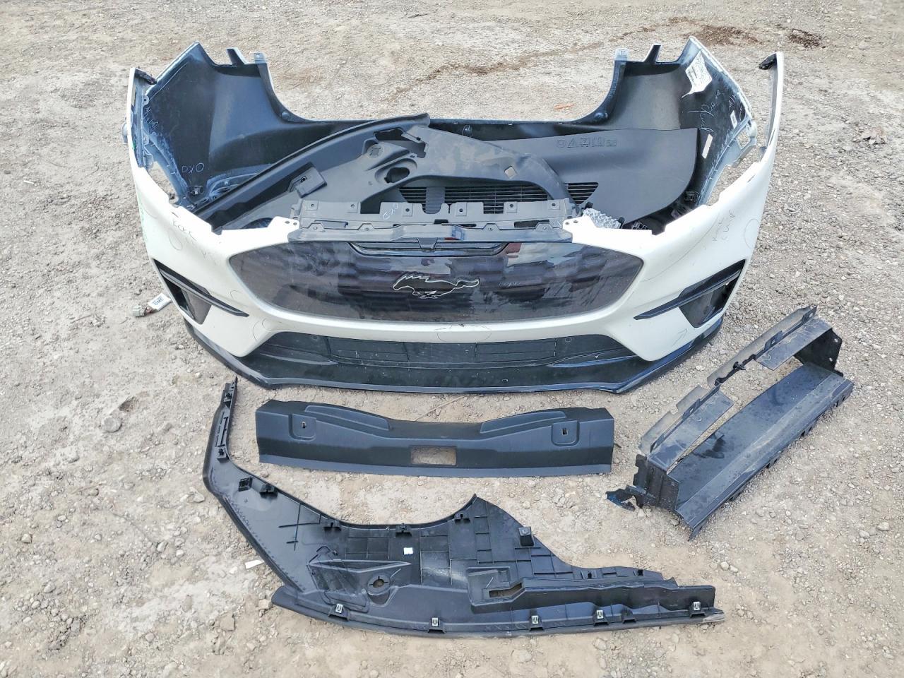 2023 Ford Mustang Mach-E Gt - zdjęcie 12