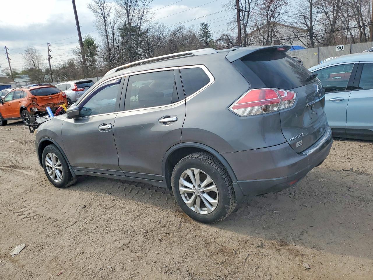 2014 Nissan Rogue Sv - zdjęcie 2