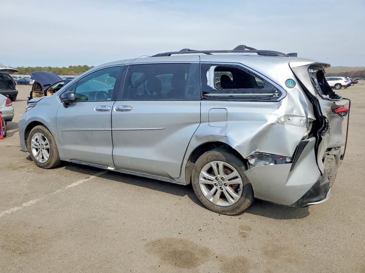 2022 Toyota Sienna Xse 7-Passenger - zdjęcie 2