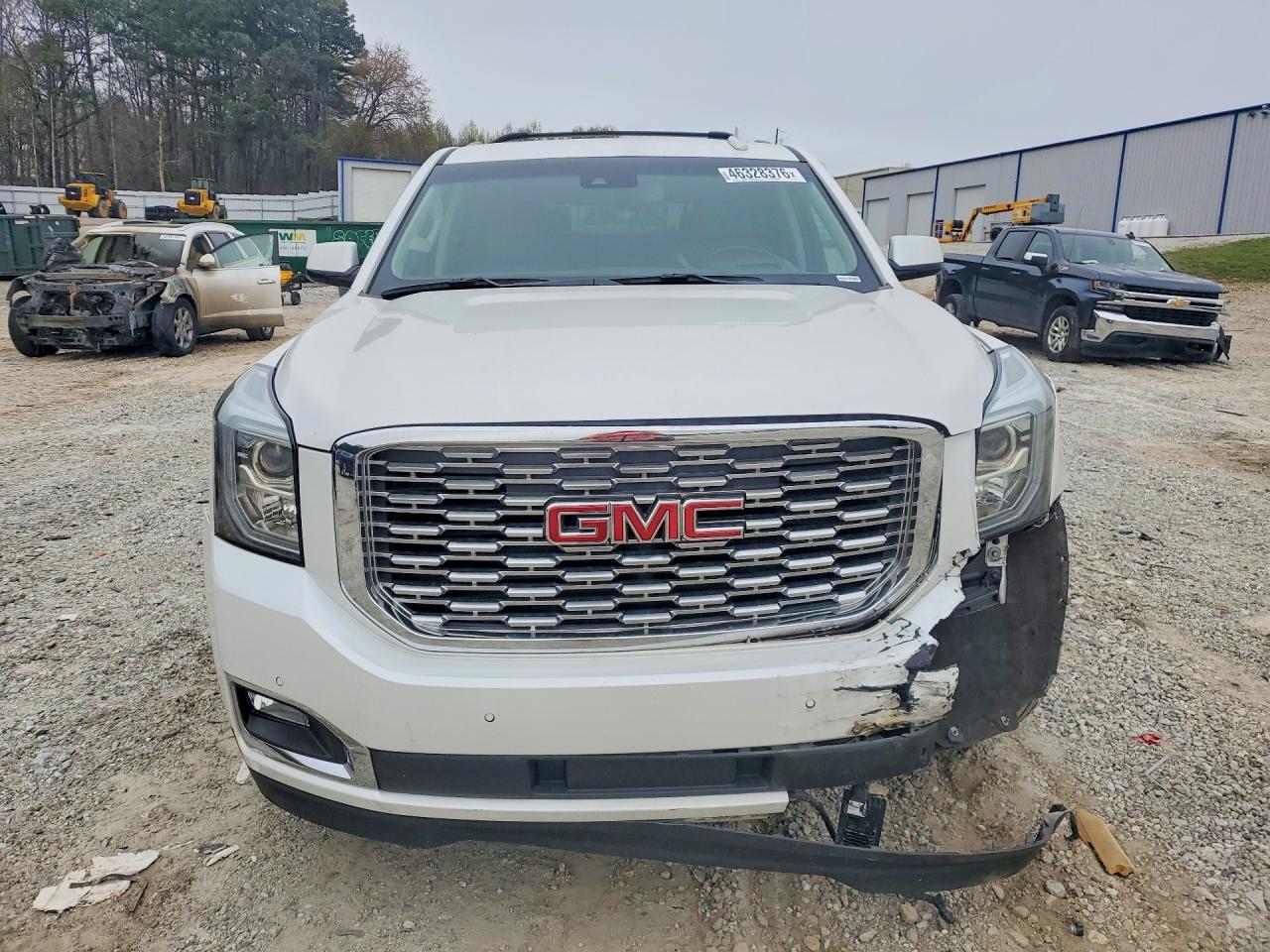 2019 GMC Yukon Denali - zdjęcie 5