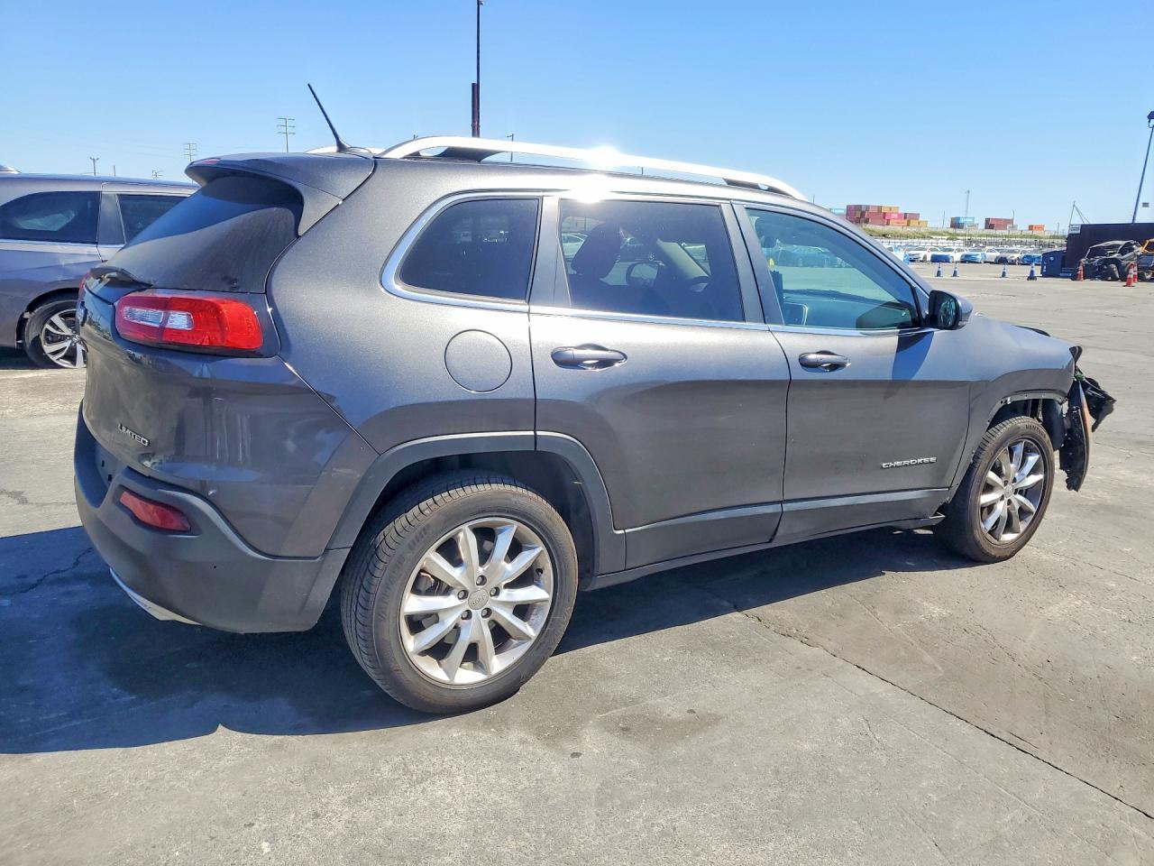 2015 Jeep Cherokee Limited - zdjęcie 3