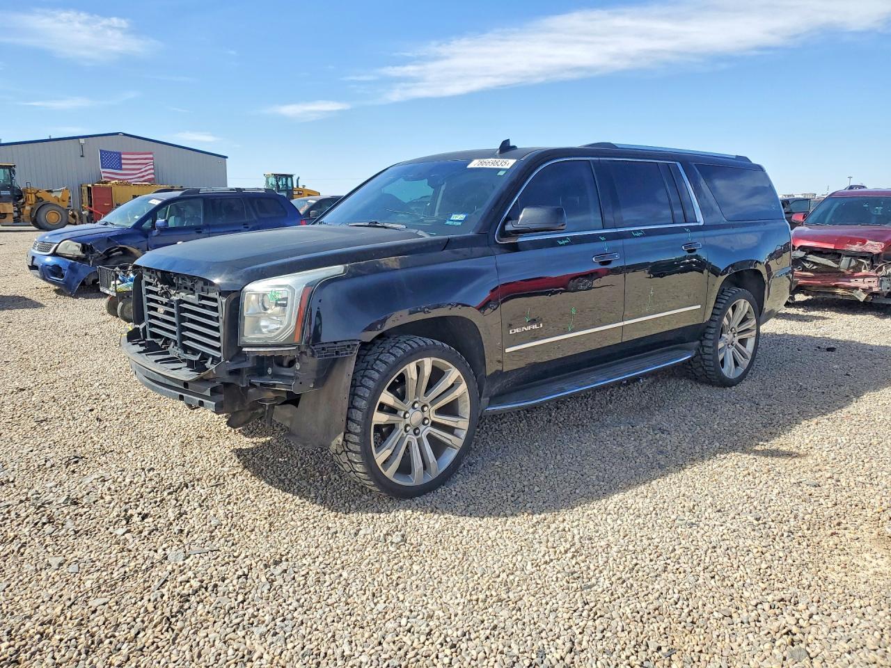 2018 GMC Yukon Xl Denali - zdjęcie główne