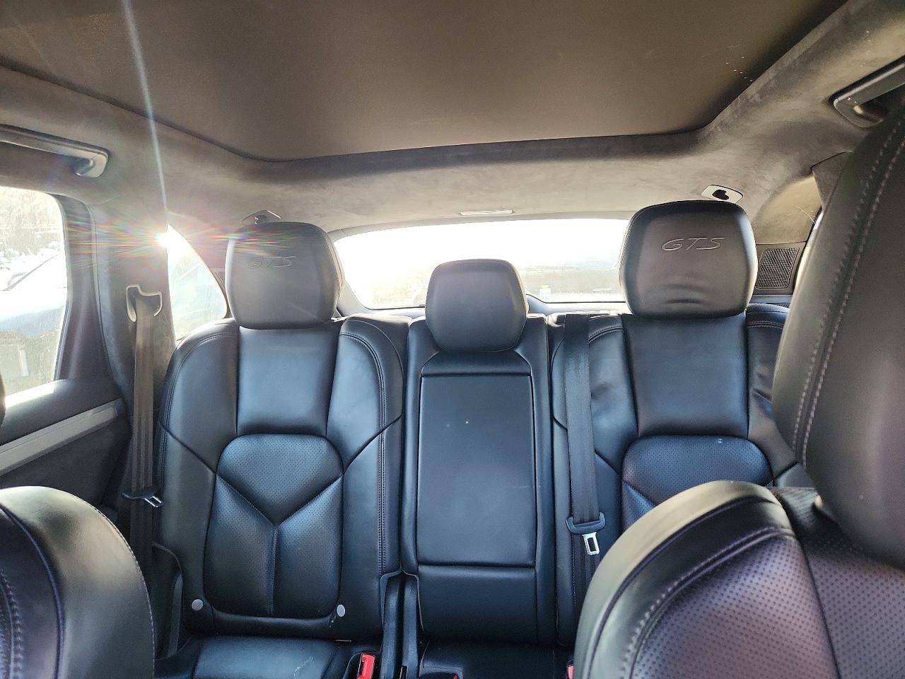 2017 Porsche Cayenne Gts - zdjęcie 10