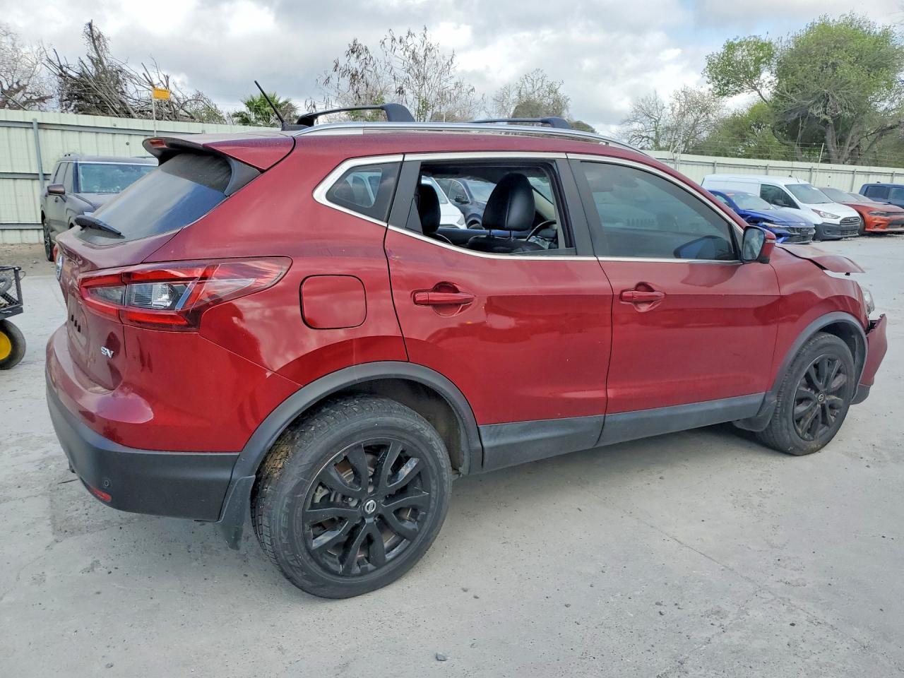 2020 Nissan Rogue Sport Sv - zdjęcie 3