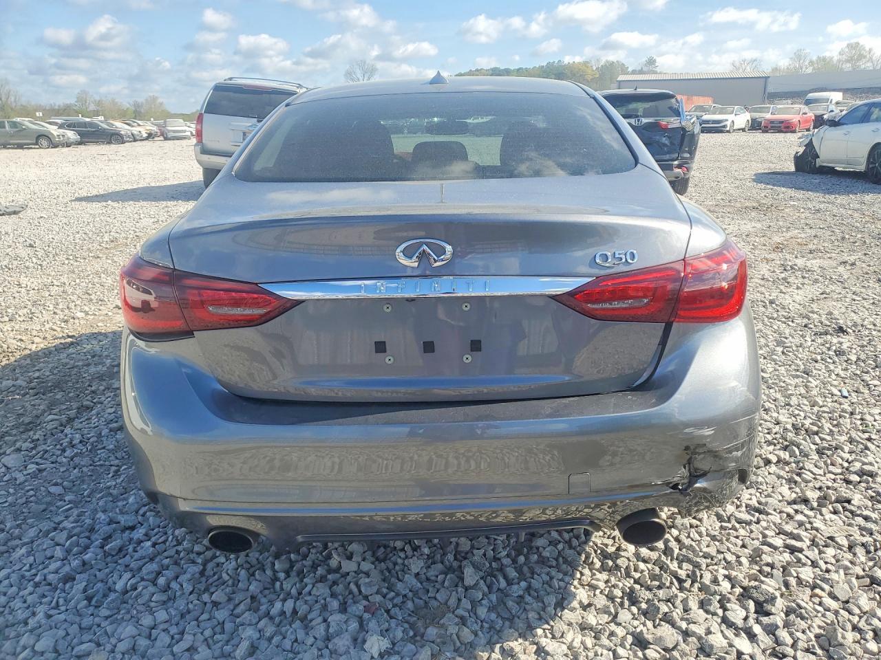2018 Infiniti Q50 3.0T Luxe - zdjęcie 6