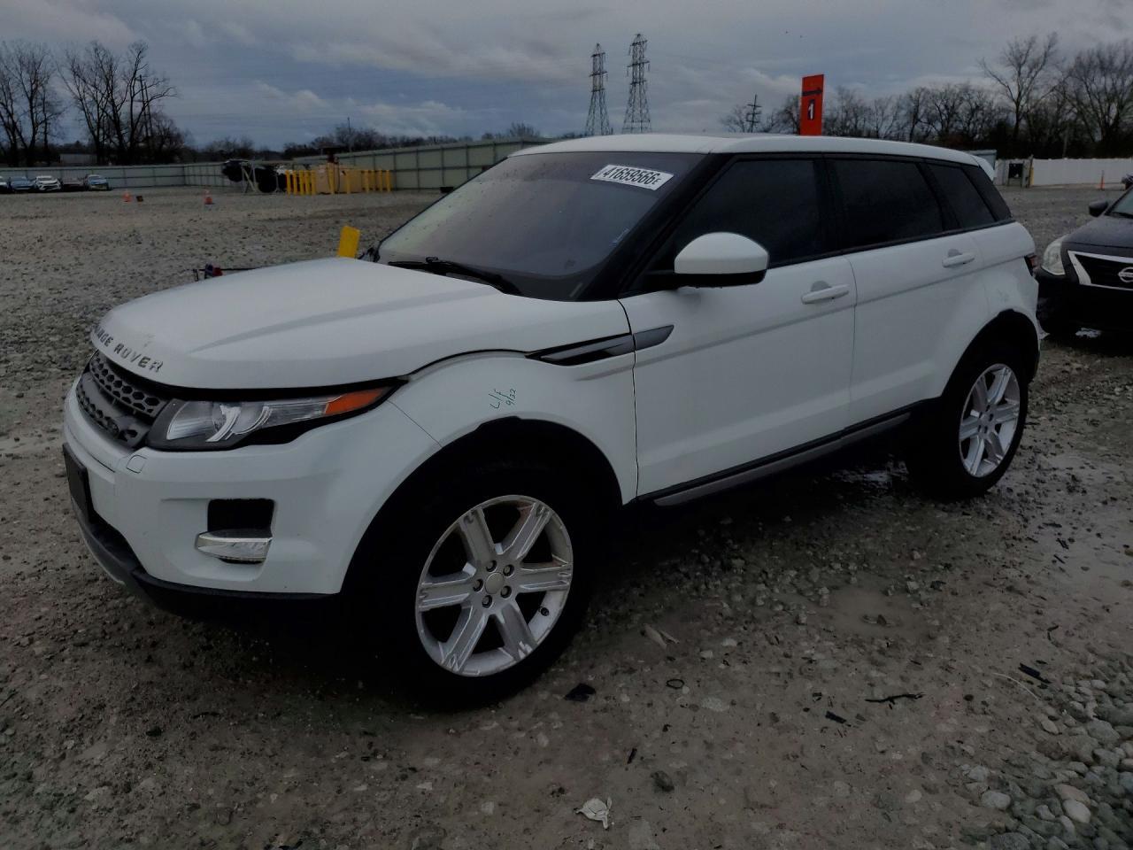 2015 Land Rover Range Rover Evoque Pure Plus - zdjęcie główne