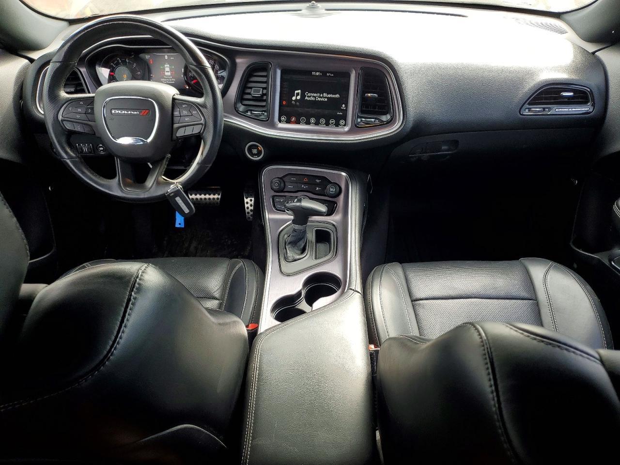 2017 Dodge Challenger Sxt - zdjęcie 8