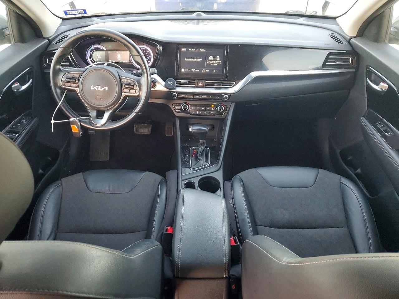 2022 Kia Niro Lxs Special Edition - zdjęcie 8