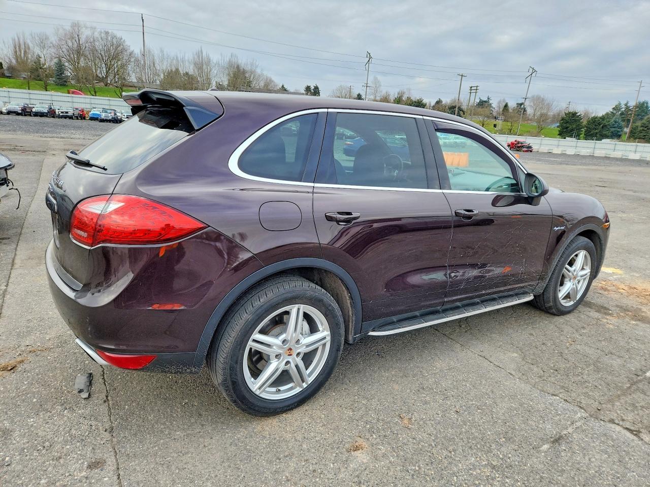 2014 Porsche Cayenne S Hybrid - zdjęcie 3
