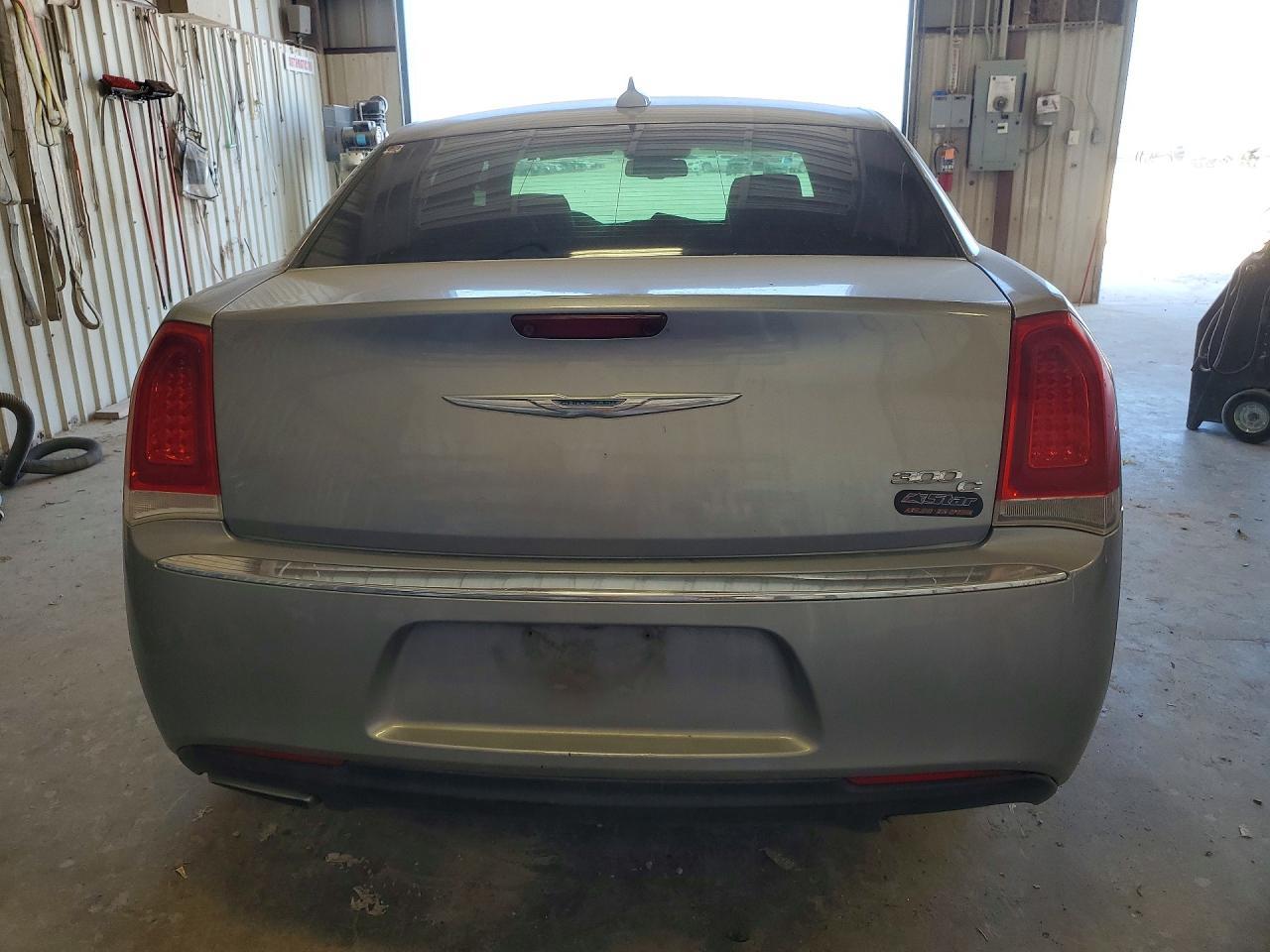 2017 Chrysler 300C - zdjęcie 6