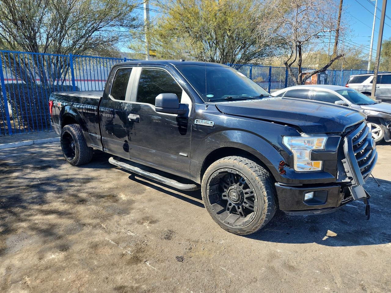 2017 Ford F150 Super Cab - zdjęcie 4