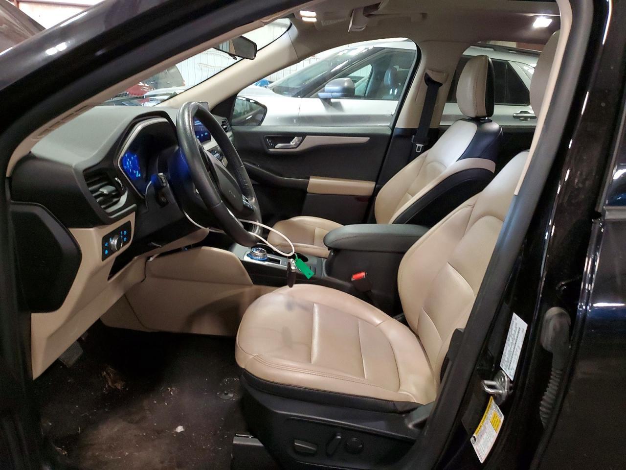 2020 Ford Escape - zdjęcie 7