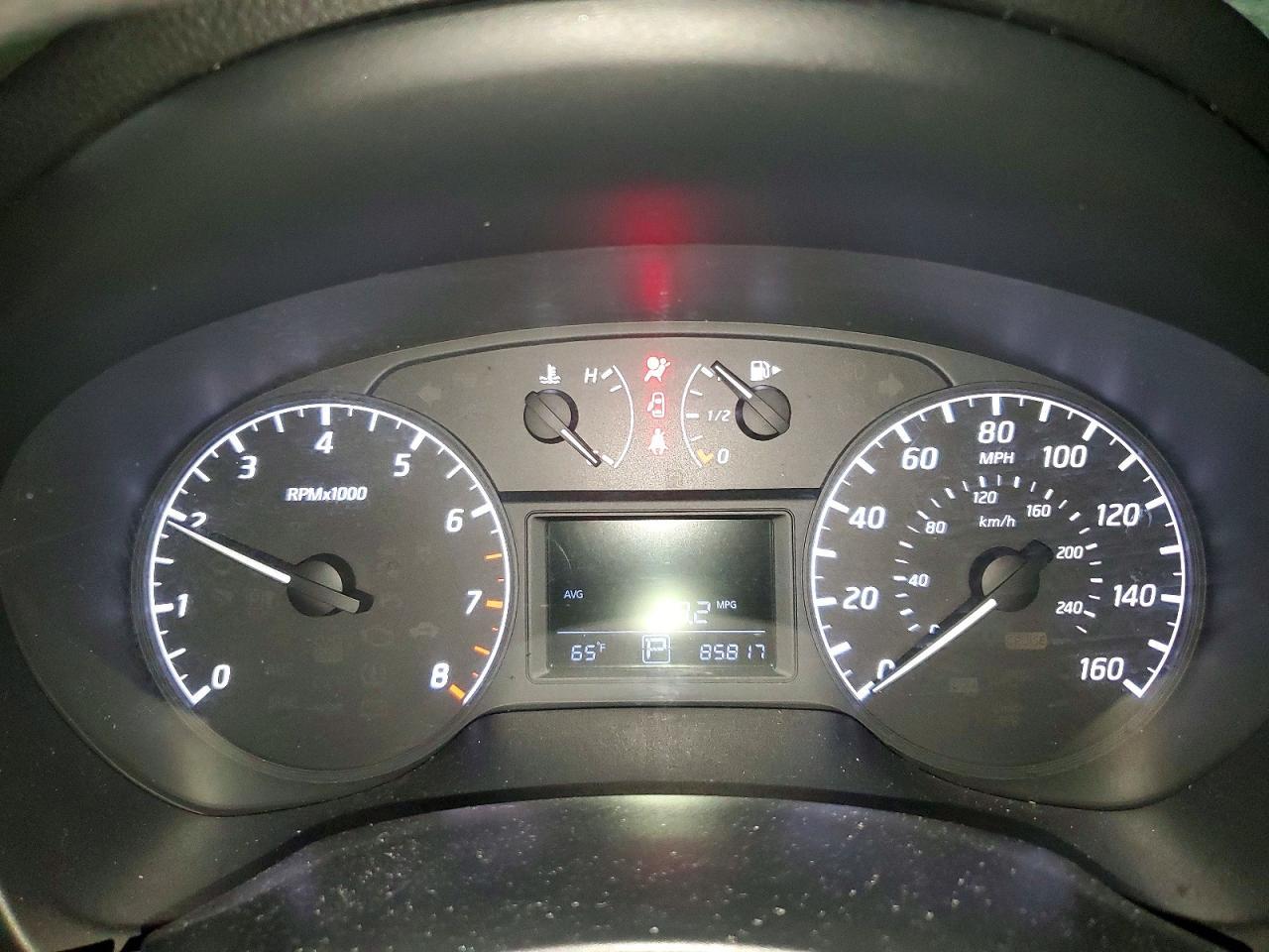 2017 Nissan Sentra S - zdjęcie 9