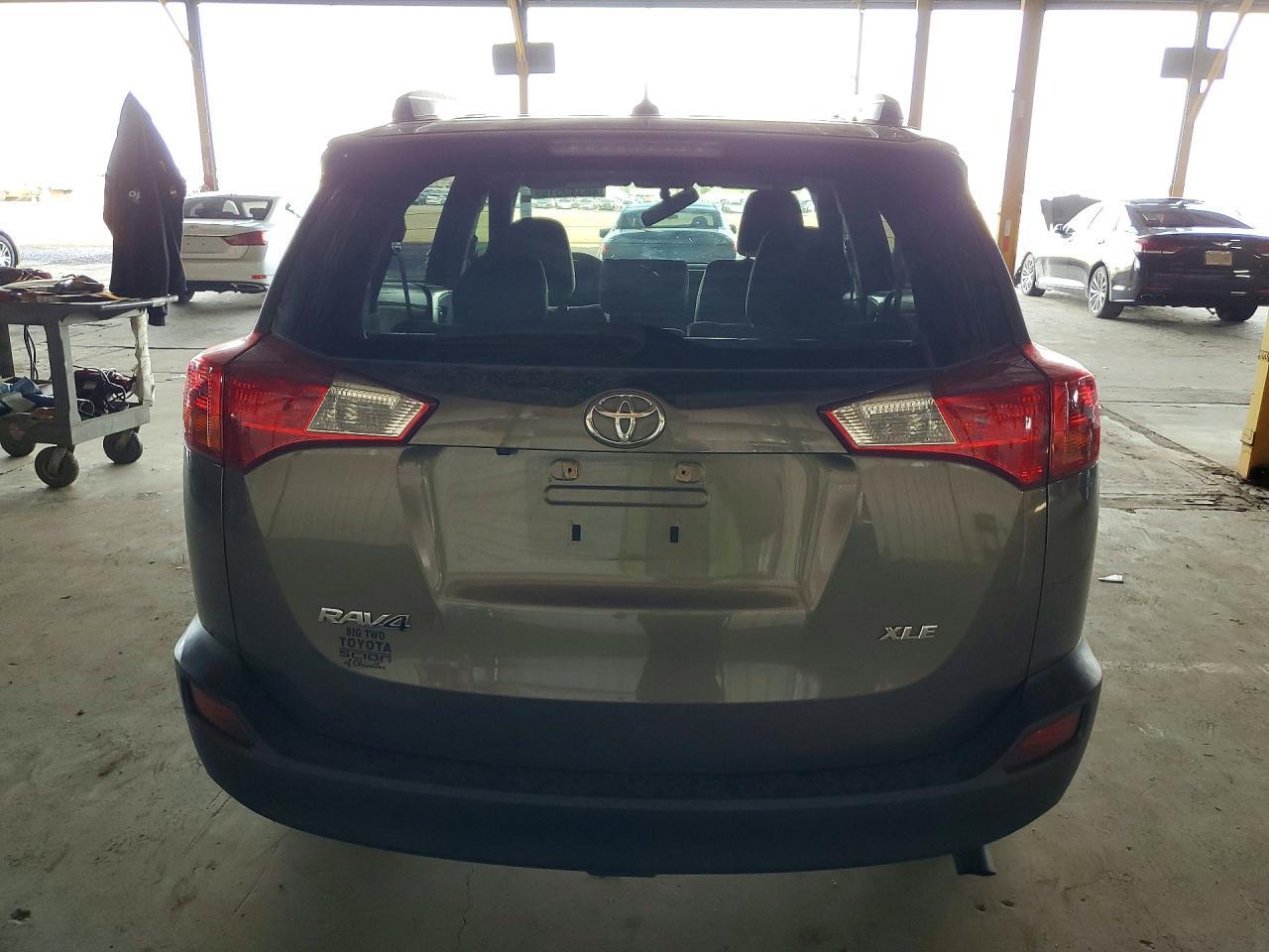 2015 Toyota Rav4 Xle - zdjęcie 6
