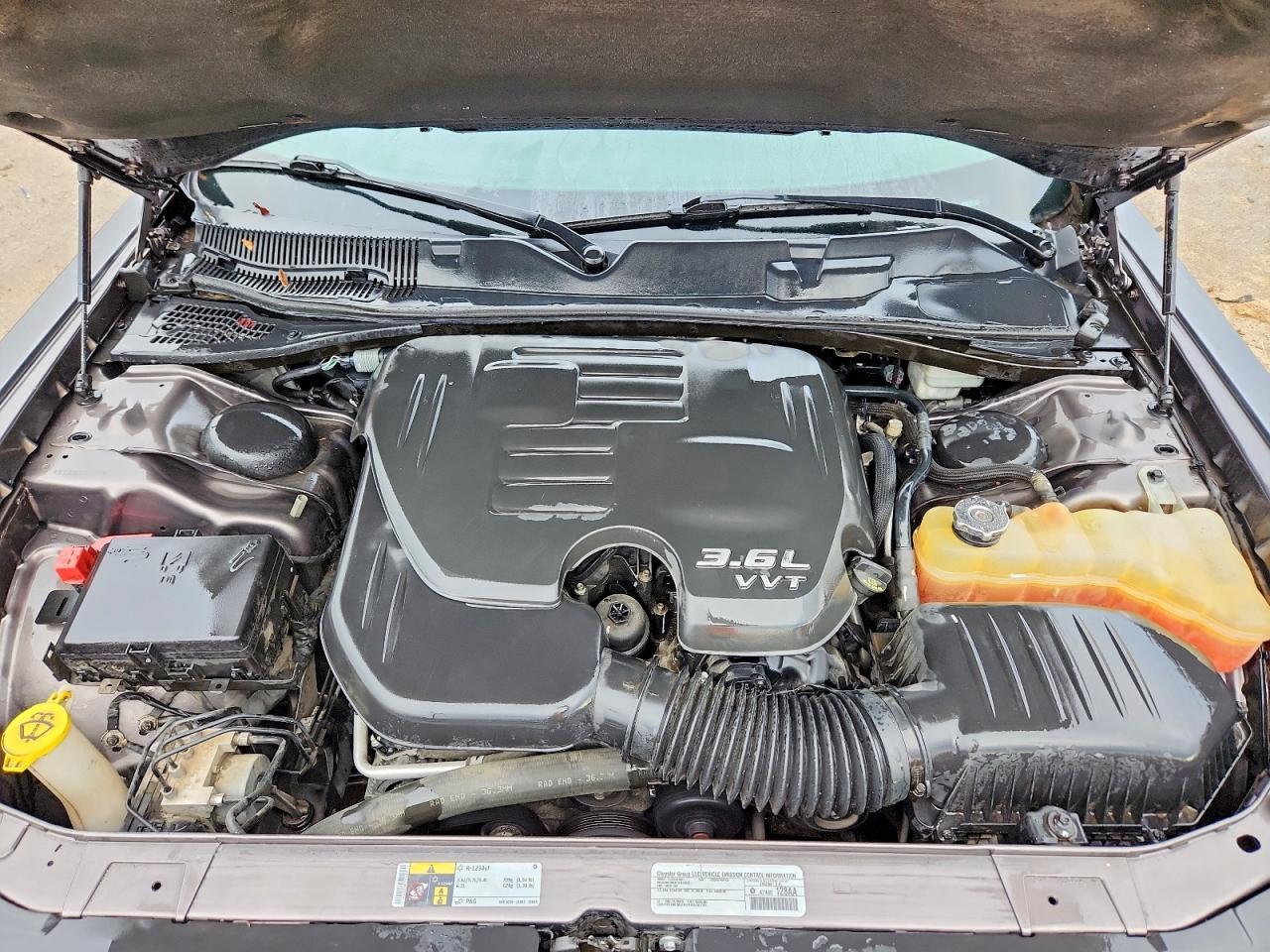 2015 Dodge Challenger Sxt - zdjęcie 11