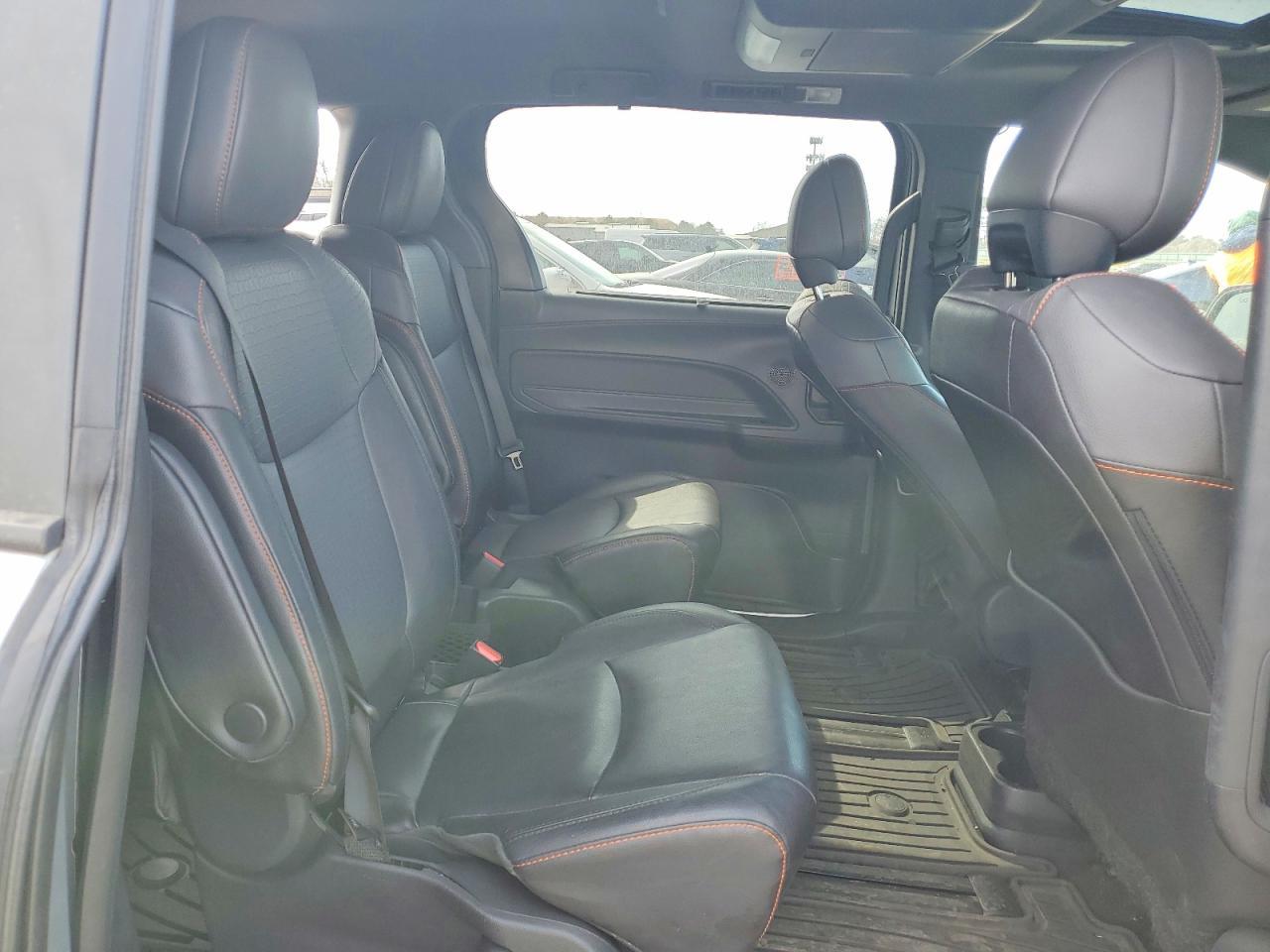 2022 Toyota Sienna Xse 7-Passenger - zdjęcie 11