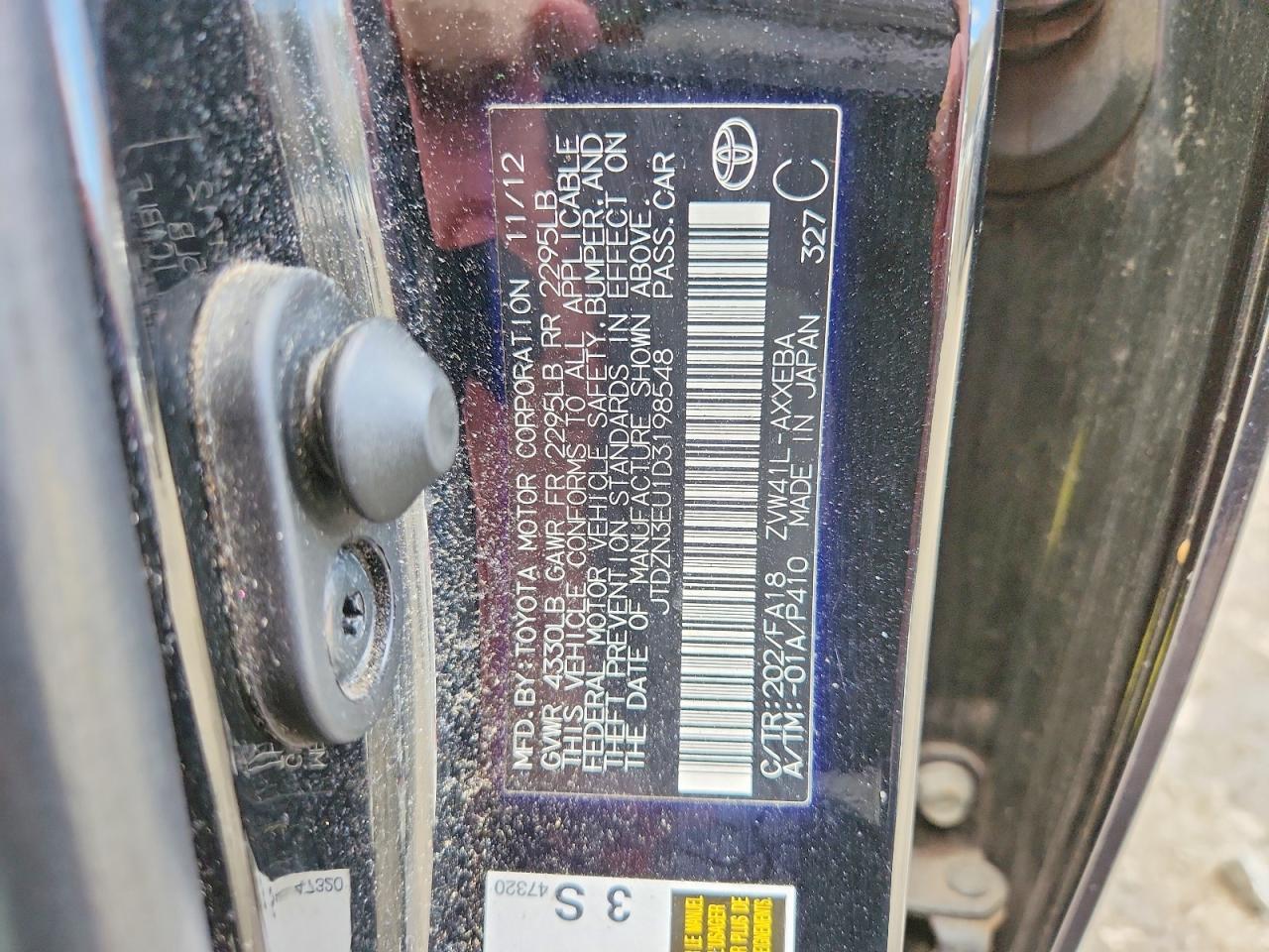 2013 Toyota Prius V Two - zdjęcie 12