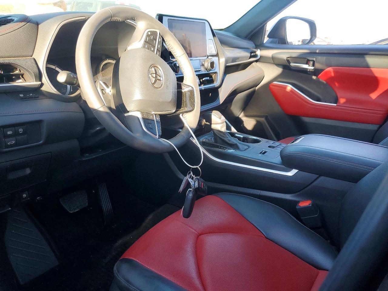 2024 Toyota Highlander Xse - zdjęcie 8