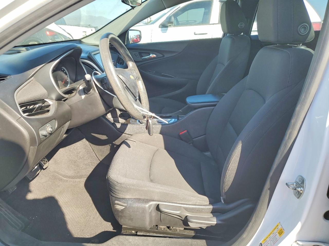 2016 Chevrolet Malibu Ls - zdjęcie 7