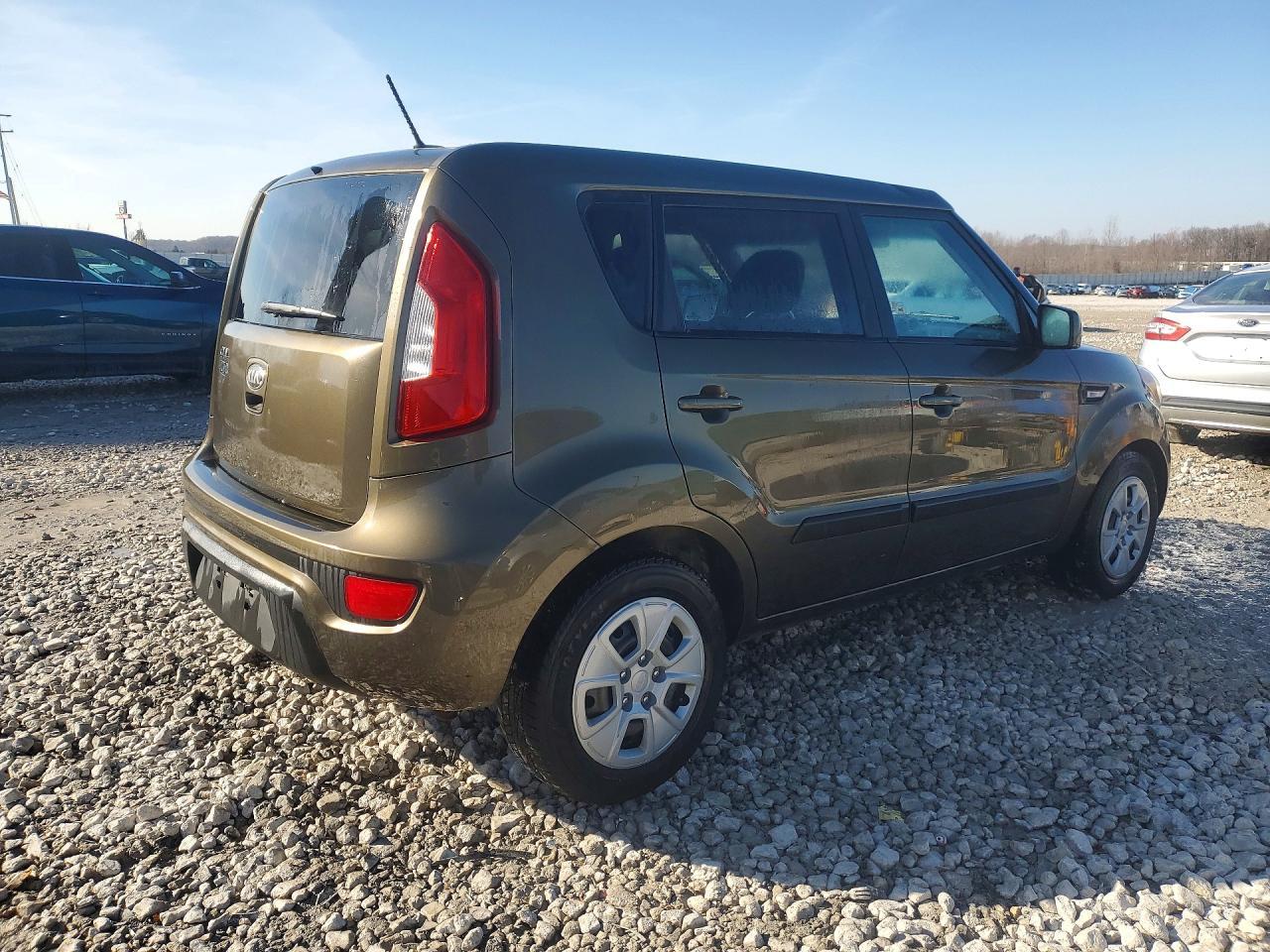2013 Kia Soul Base - zdjęcie 3
