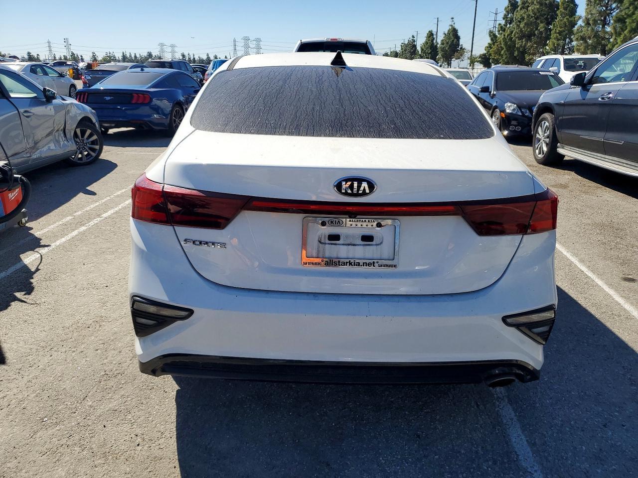 2019 Kia Forte Lxs - zdjęcie 6