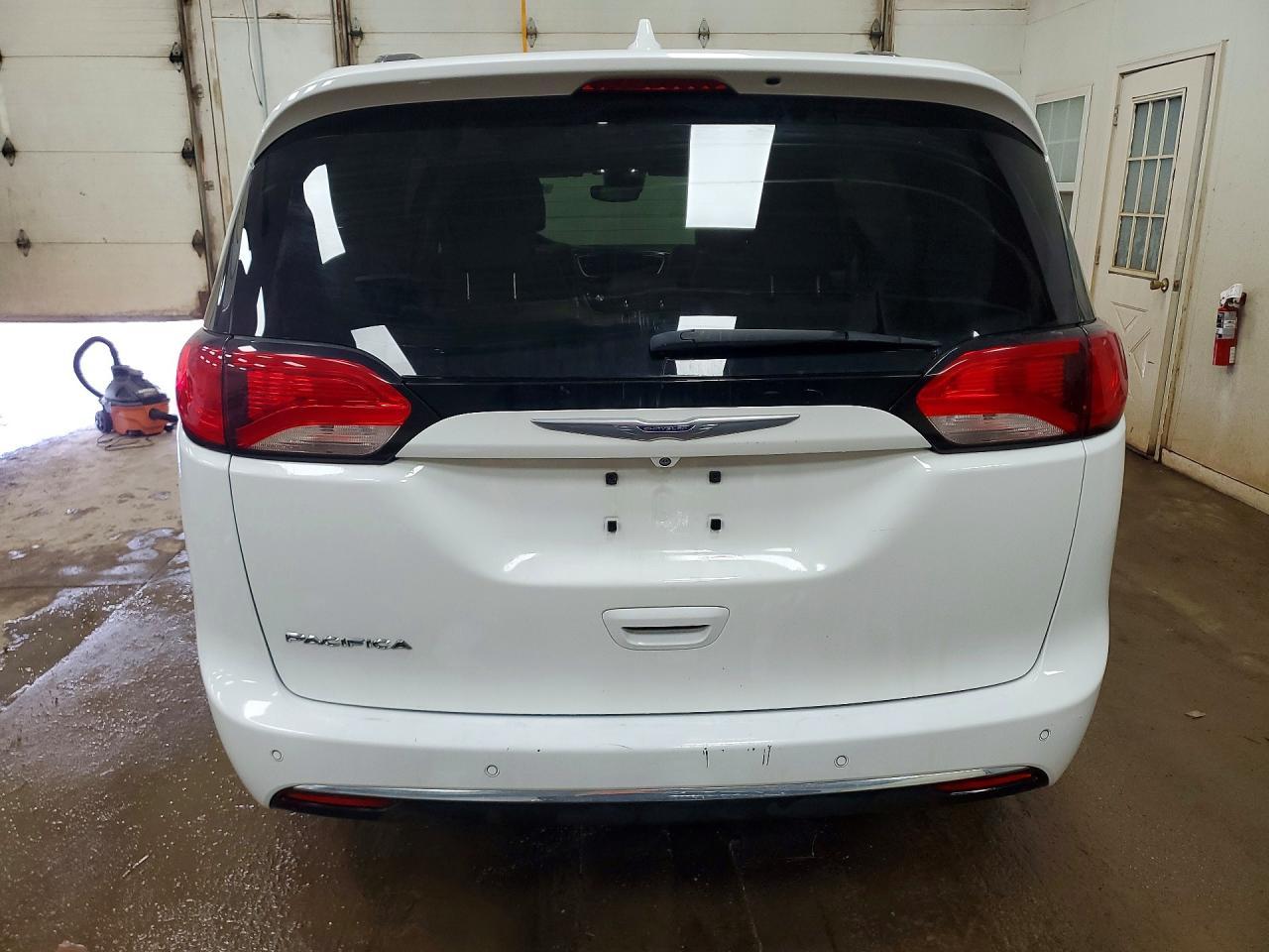 2020 Chrysler Pacifica Touring L Plus - zdjęcie 6