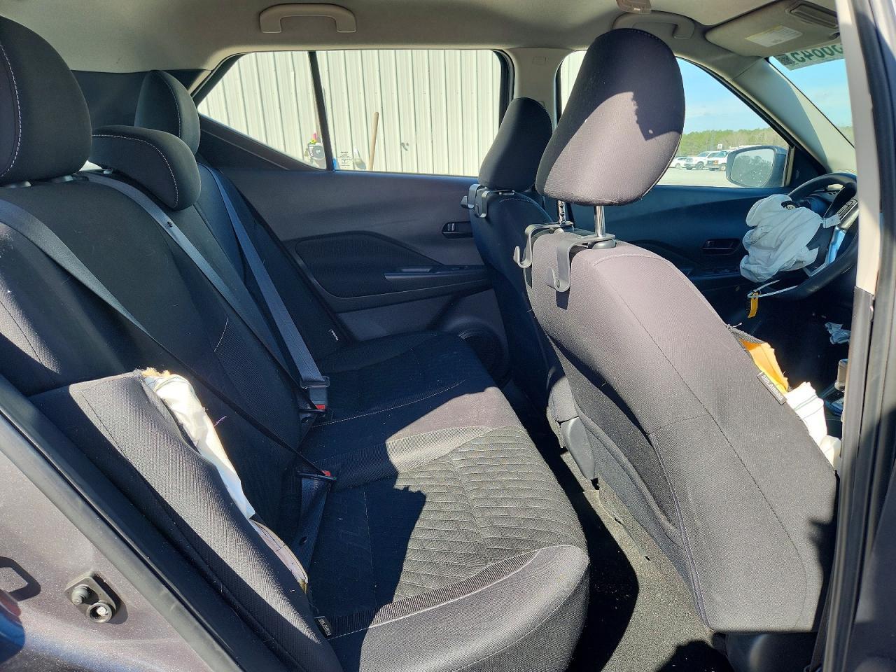 2021 Nissan Kicks S - zdjęcie 10