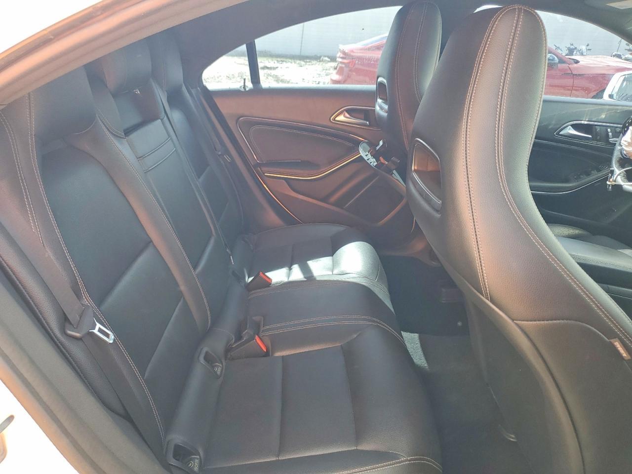 2019 Mercedes-Benz Cla 250 - zdjęcie 10