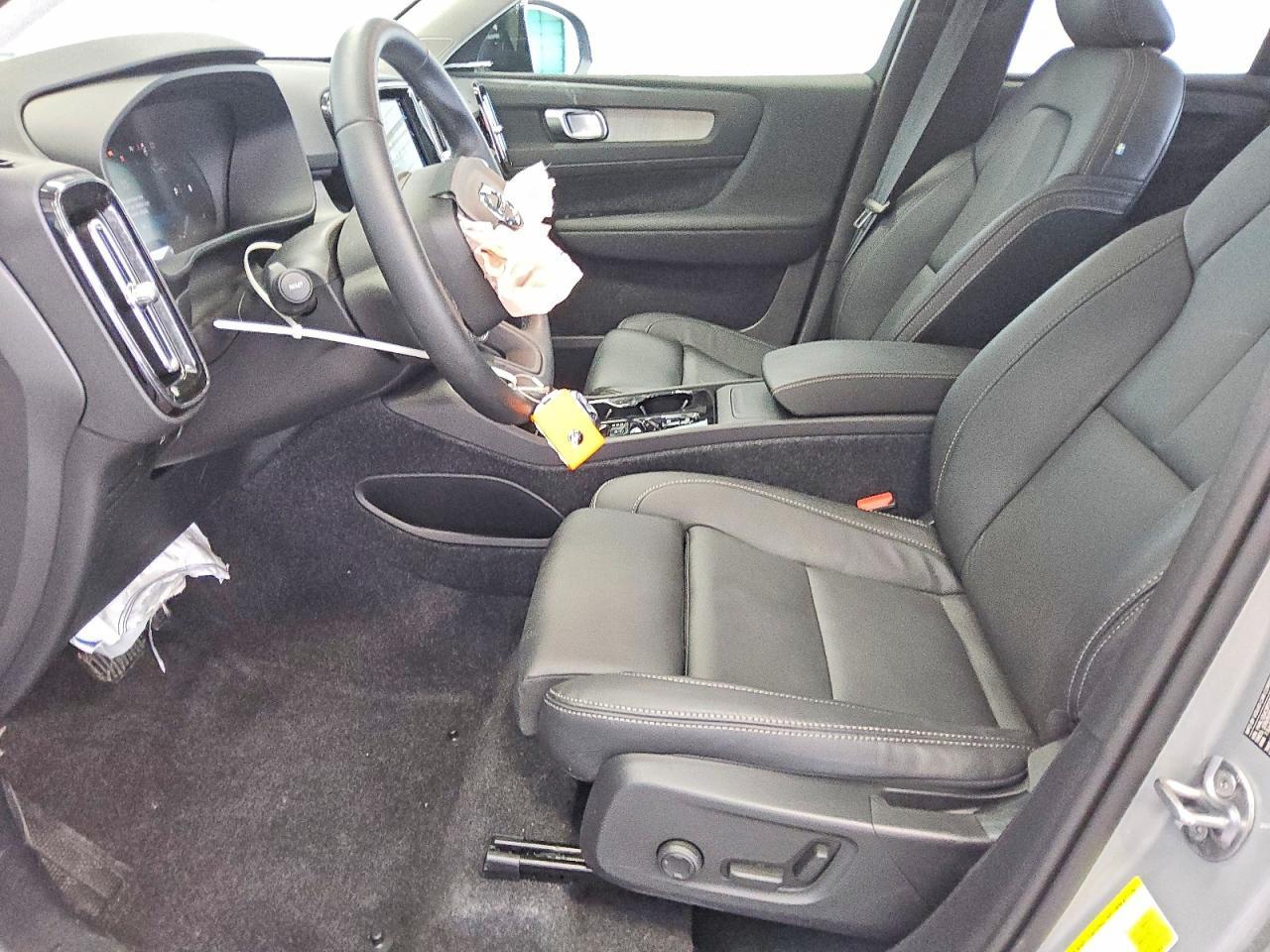 2026 Volvo Xc40 Plus - zdjęcie 7