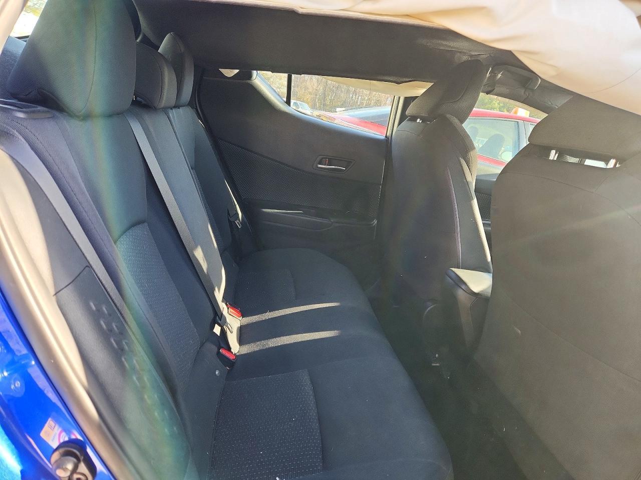 2018 Toyota C-Hr Xle Premium - zdjęcie 10