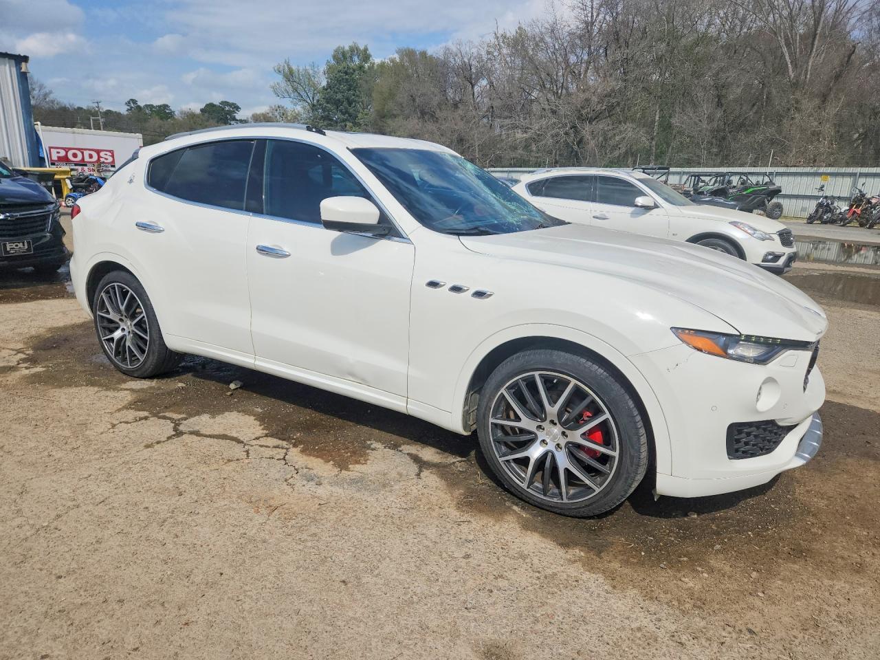 2017 Maserati Levante Luxury - zdjęcie 4