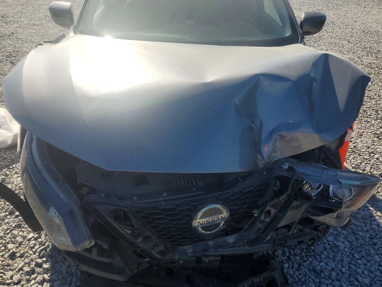 2021 Nissan Rogue Sport S - zdjęcie 12