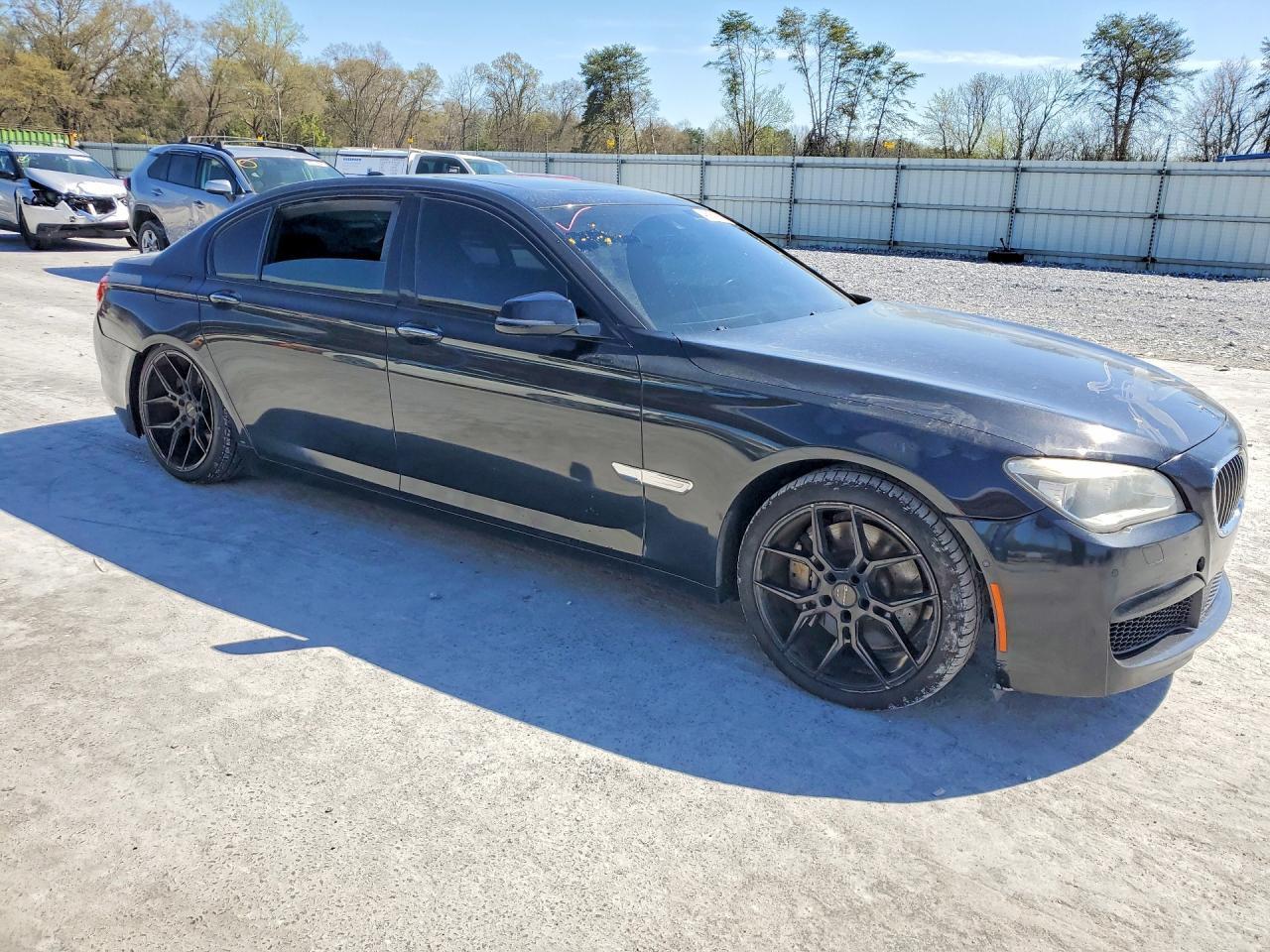 2014 BMW 750 Li - zdjęcie 4