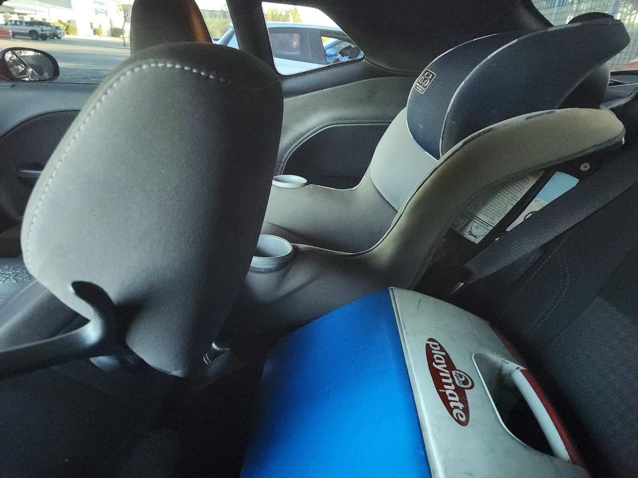 2016 Dodge Challenger Sxt - zdjęcie 10