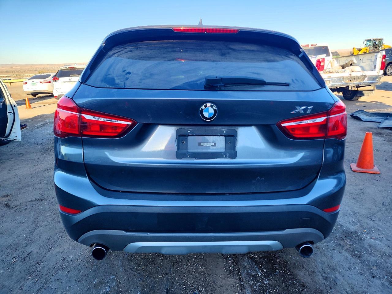 2017 BMW X1 xDrive28I - zdjęcie 6