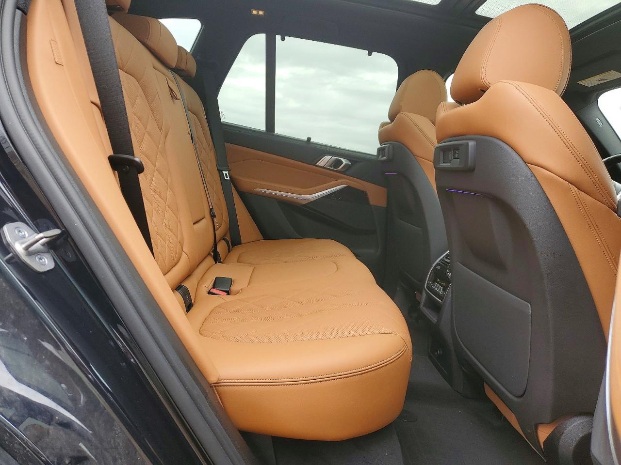 2023 BMW X5 - zdjęcie 11