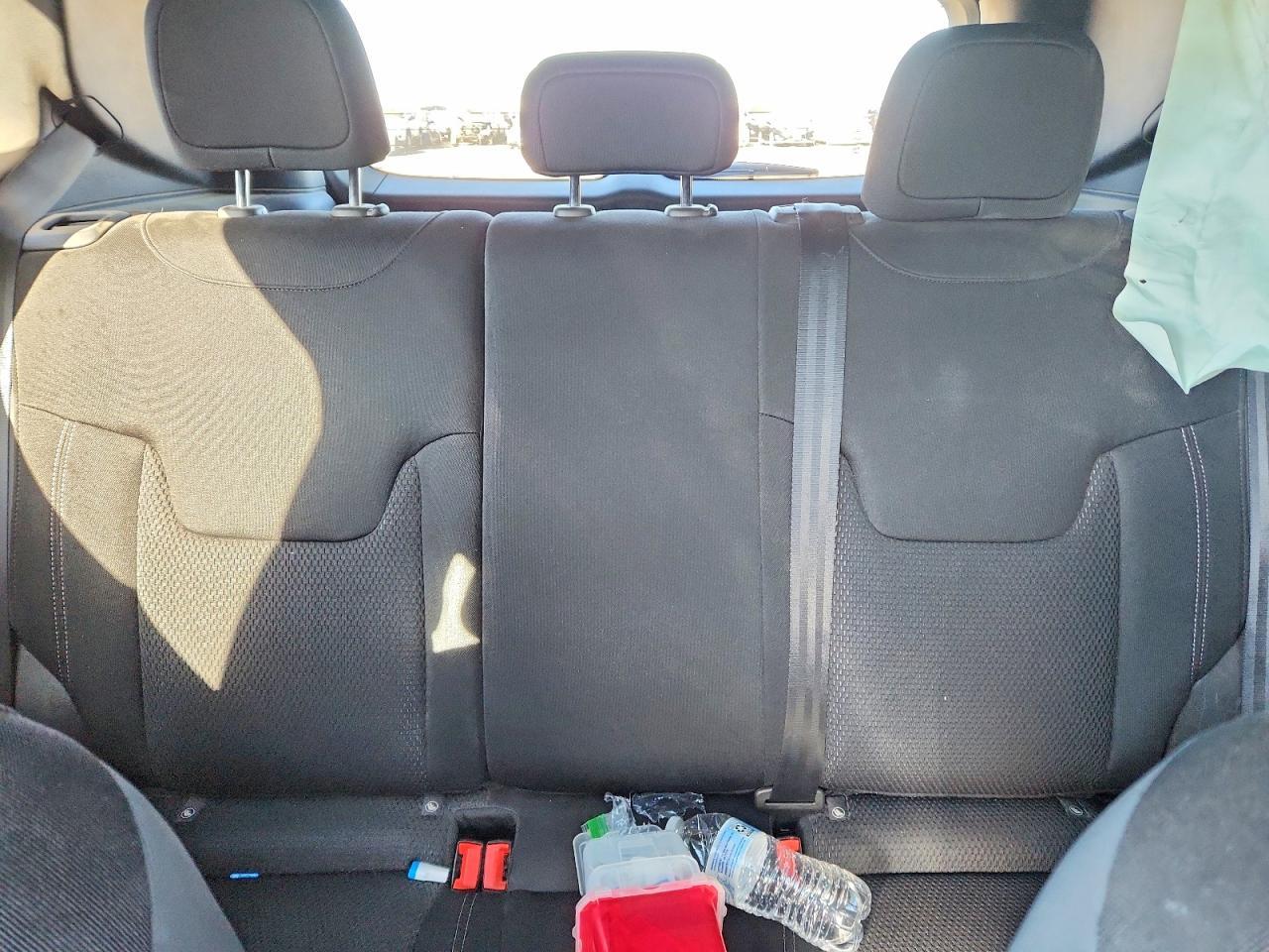 2022 Jeep Renegade Altitude - zdjęcie 10