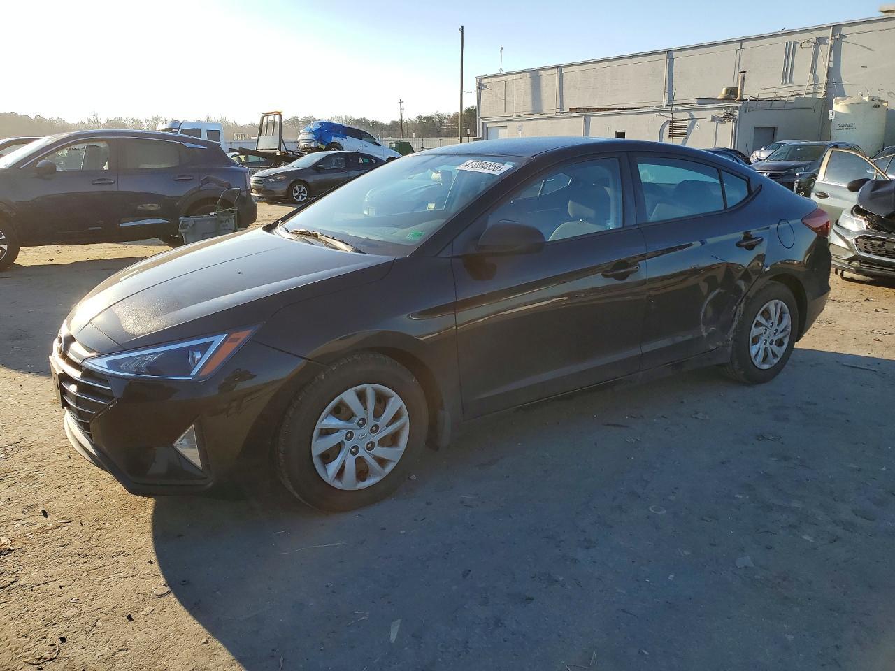 2020 Hyundai Elantra Se - zdjęcie główne