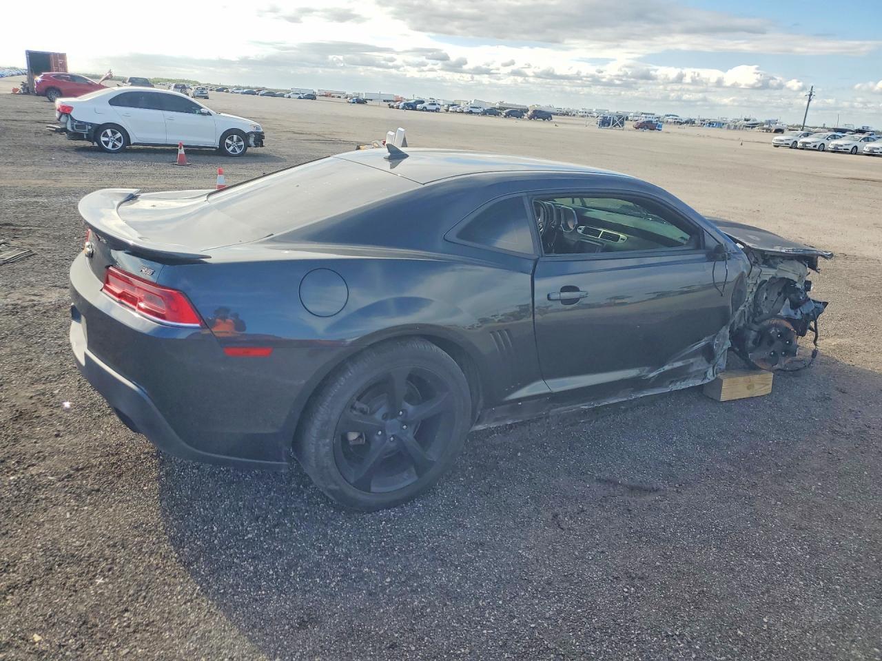 Chevrolet Camaro - zdjęcie 3