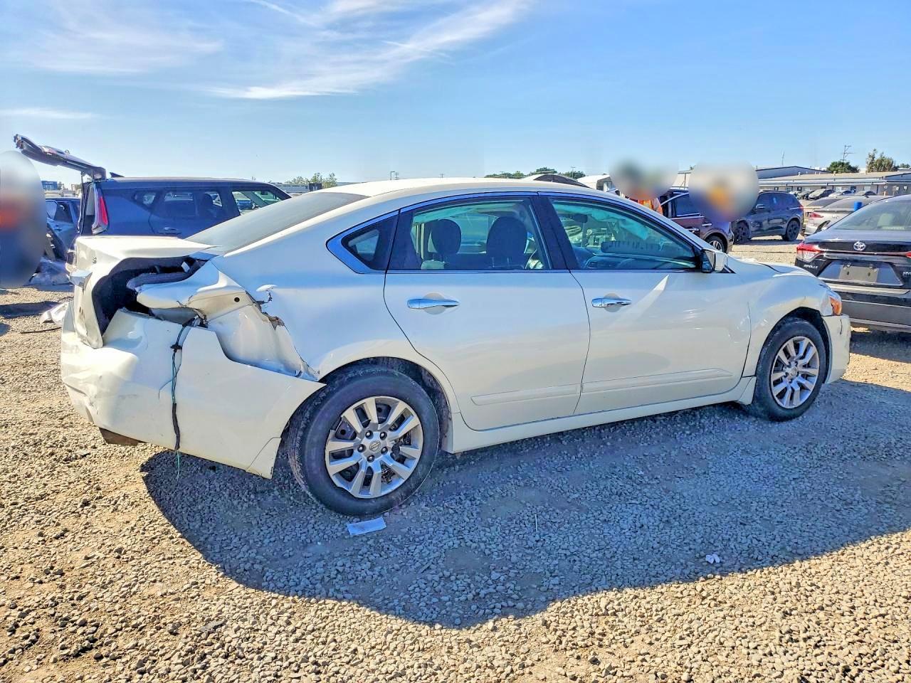 2015 Nissan Altima 2.5 - zdjęcie 3