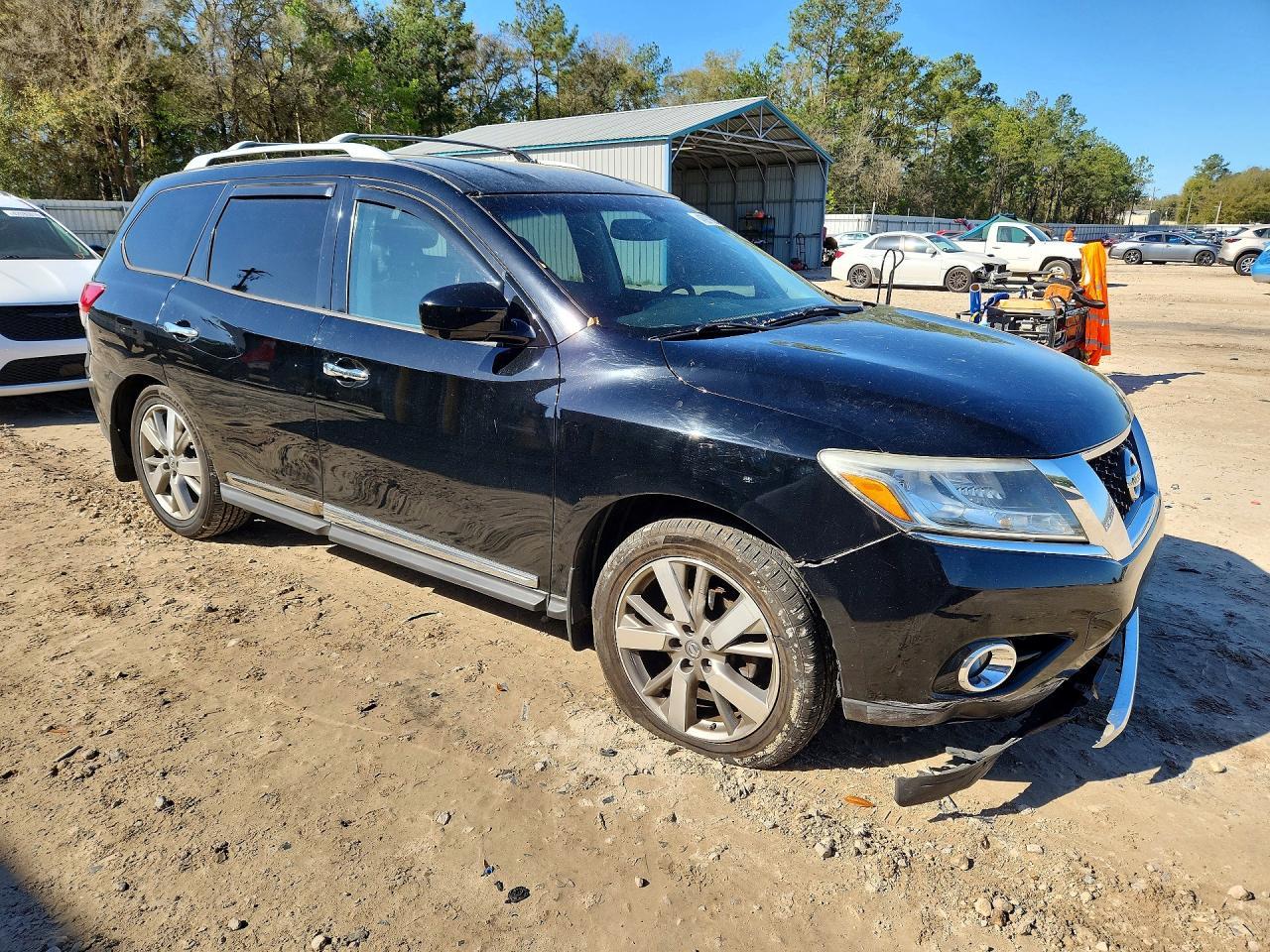 2014 Nissan Pathfinder Platinum - zdjęcie 4