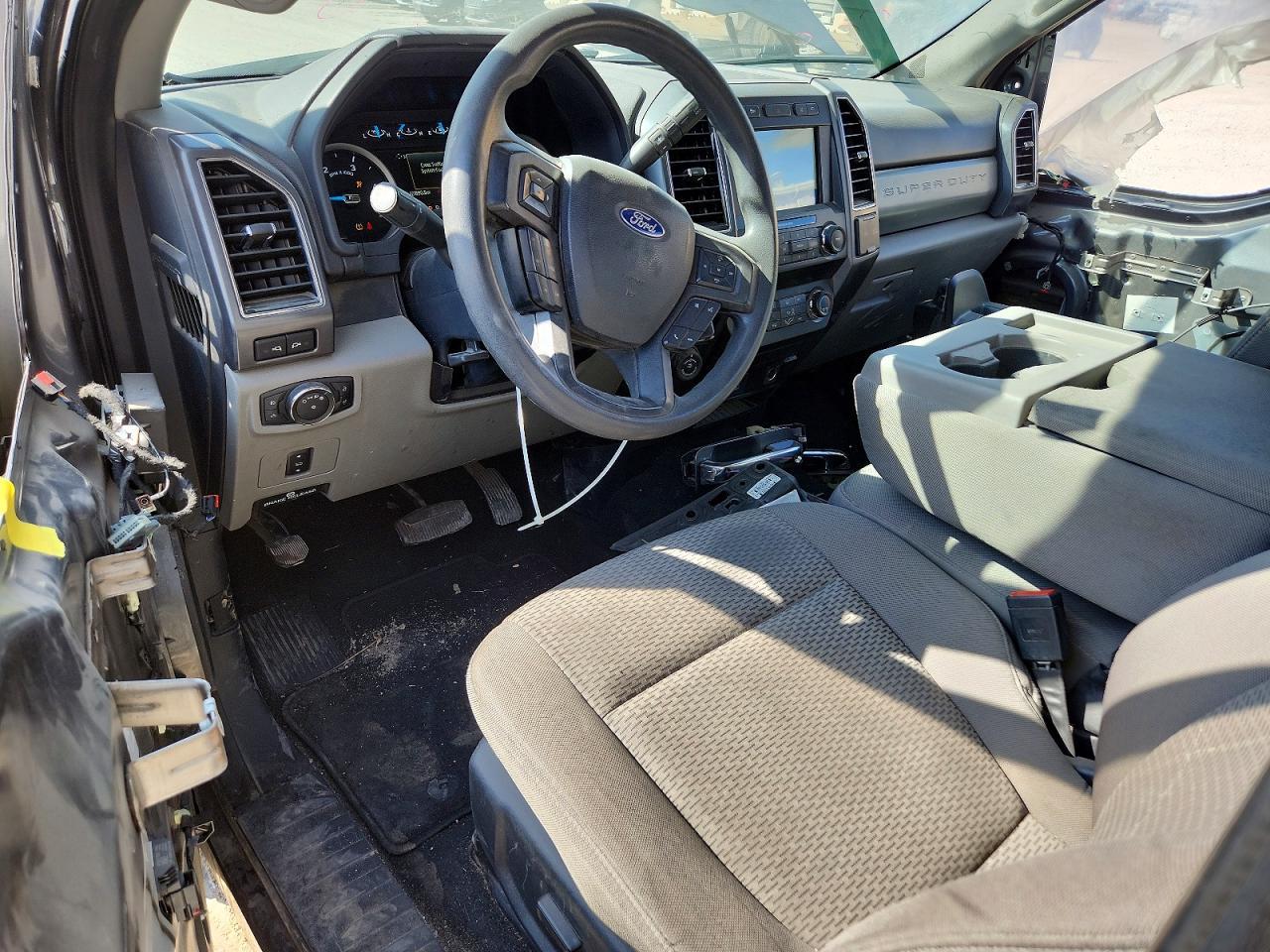 2022 Ford F250 Super Duty - zdjęcie 8