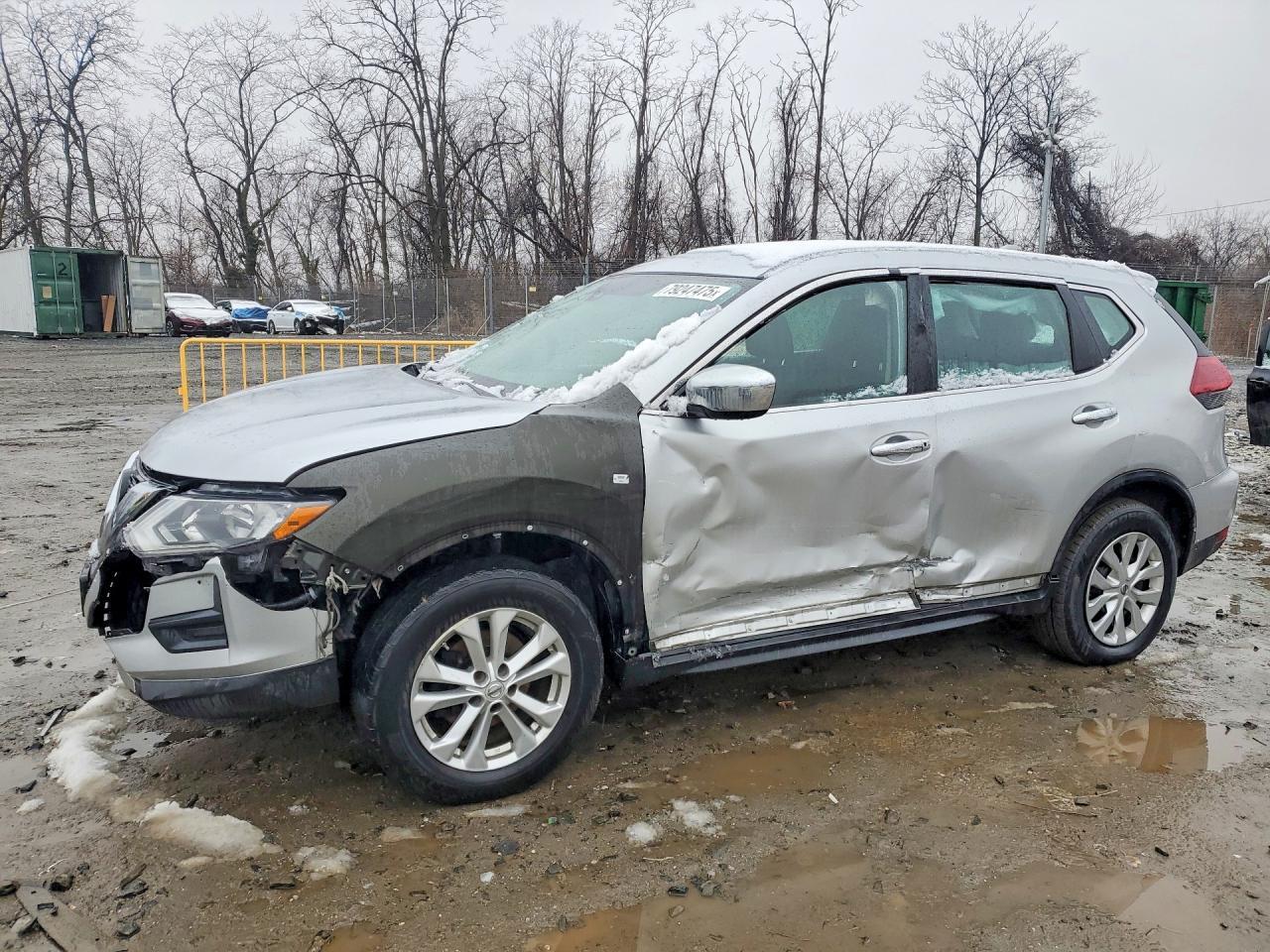 2019 Nissan Rogue S - zdjęcie główne