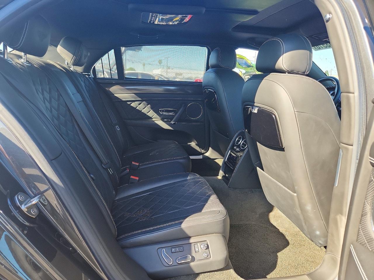 2017 Bently Flying Spur - zdjęcie 10