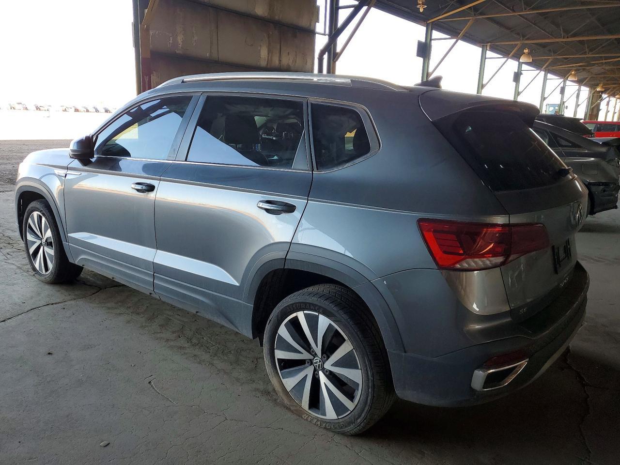 2023 Volkswagen Taos Se - zdjęcie 2