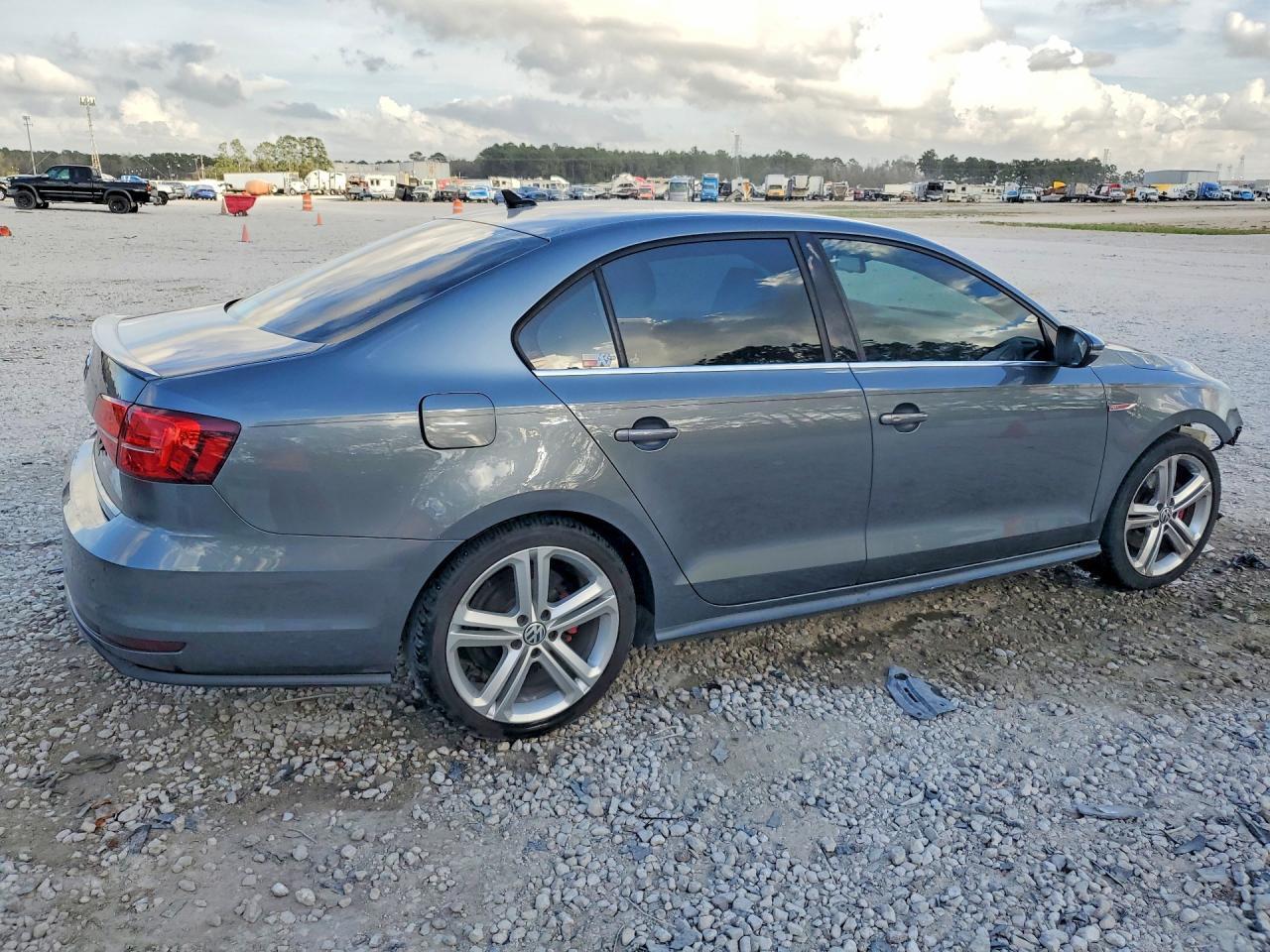 2016 Volkswagen Jetta Gli - zdjęcie 3